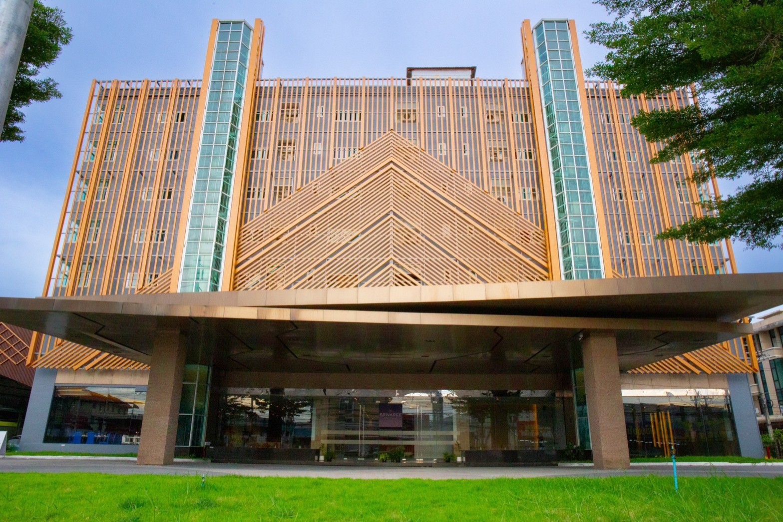 Le Srivaree Suvarnabhumi Airport Hotel