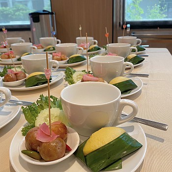 Meeting Roomalt=